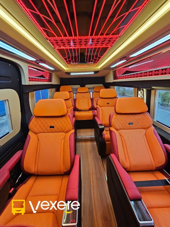 Tùng Tuấn limousine đón trả tận chùa Ba Vàng Quảng Ninh